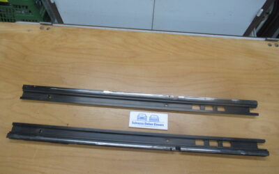 Geleidingsrail set 811877355F + 356F